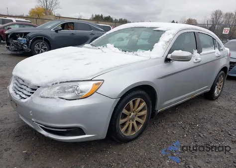 2012 Chrysler 200 Touring z USA, uszkodzony, nr VIN 1C3CCBBB0CN143573